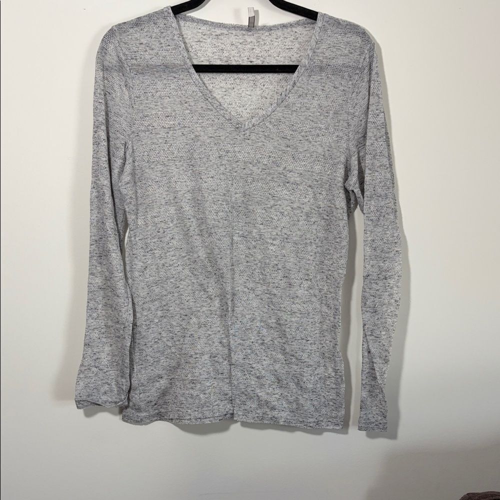 BKE Core V-Neck Long Sleeve Top